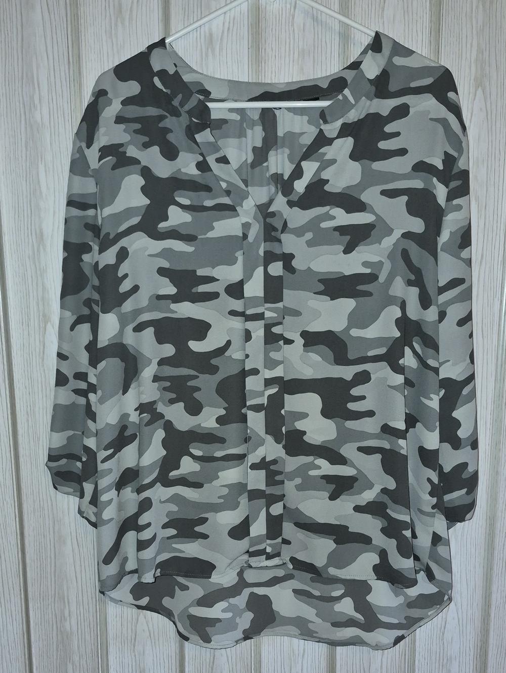 New York & Company Gray Camo V-Neck Blouse